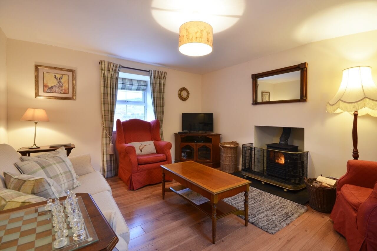 Sitting room Keepers Cottage - Dunrobin Holiday Cottages, Caithness