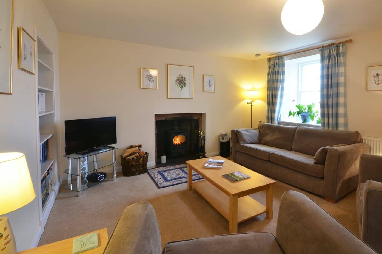 Open plan living space Customs House - Dunrobin Holiday Cottages, Caithness