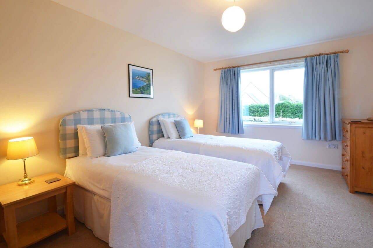 Twin room Customs House - Dunrobin Holiday Cottages, Caithness
